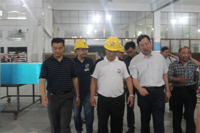 播州區區委書記陳松調研貴州正合鋁業，推動新型采暖及制冷技術開發